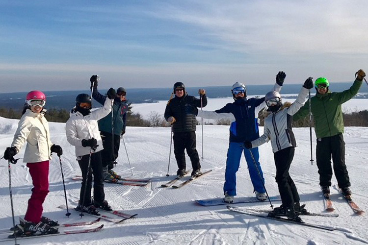 Ski lessons Ottawa Calabogie Peaks Adult Ski Programs at the Peaks