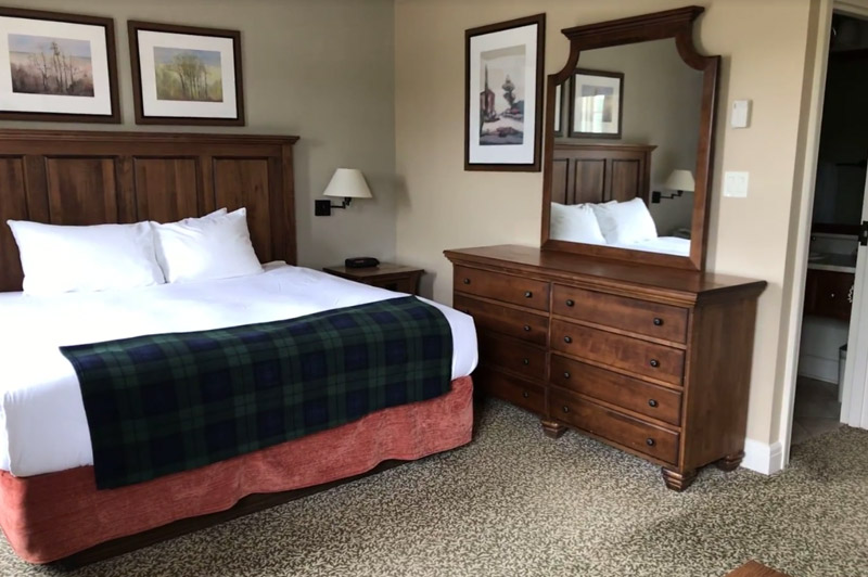Calabogie Peaks king hotel rooms Calabogie Peaks king hotel rooms