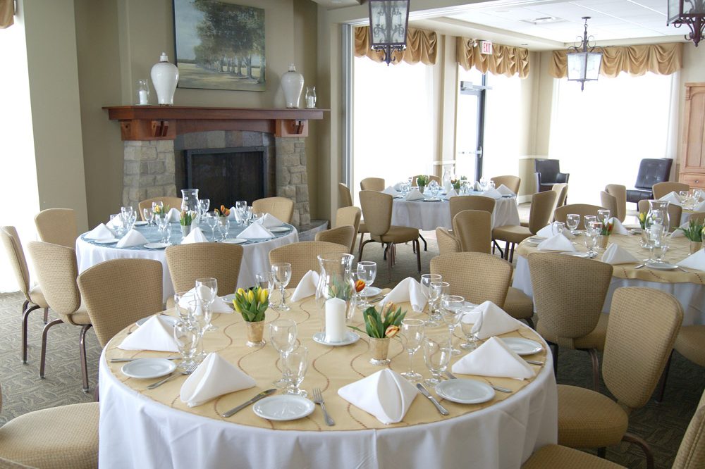 Indoor reception venues Ontario - Wedding Madawaska room