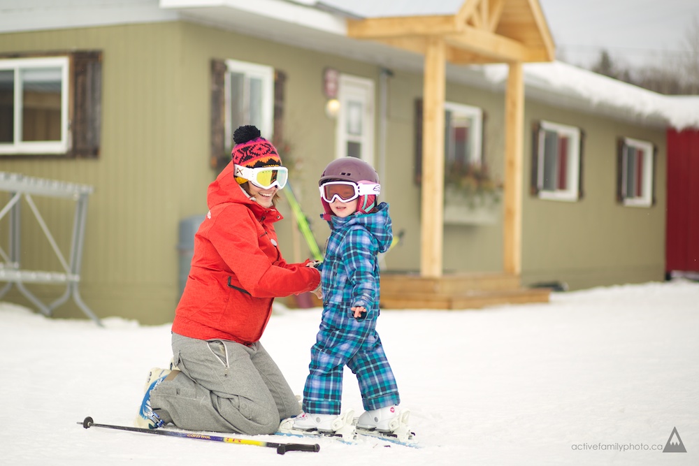 Ski family at the Peaks